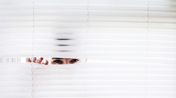 Homepage canva   photography of person peeking